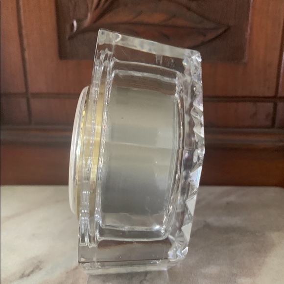 Staiger crystal quartz clock. Made in Germany. Uses 1 AA battery. Beautiful ❣️ - Picture 2 of 7